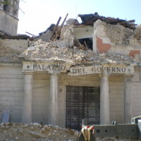 La prefettura dell'Aquila dopo il terremoto del 2009